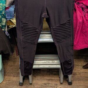Layer 8 Performance moto leggings Large